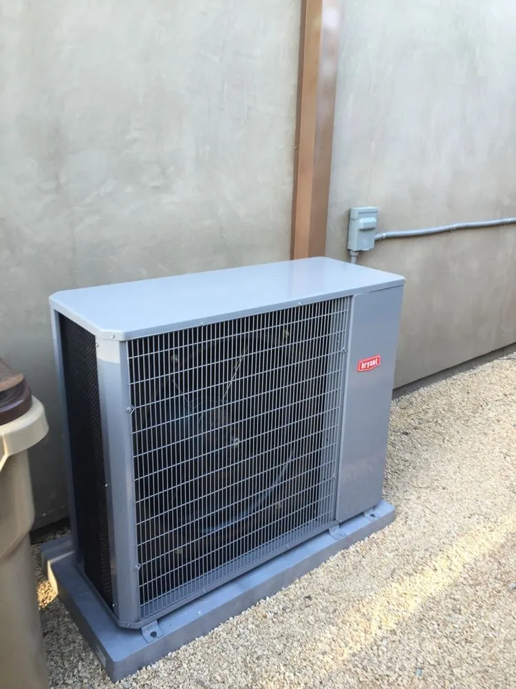 Slide of Inzunza Builders