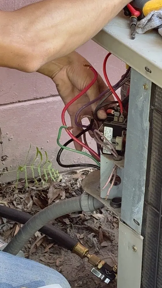 Slide of Isaiah Luke Appliance Repair