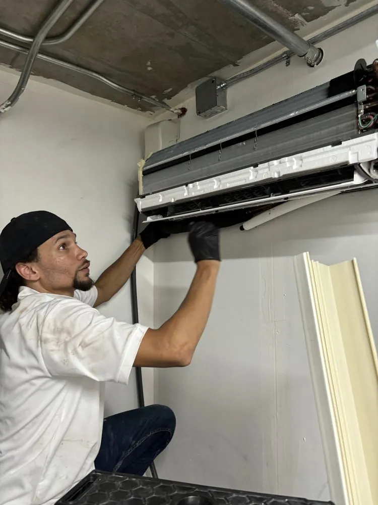 Slide of Isaiah Luke Appliance Repair