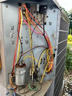 Iskander Services Logo