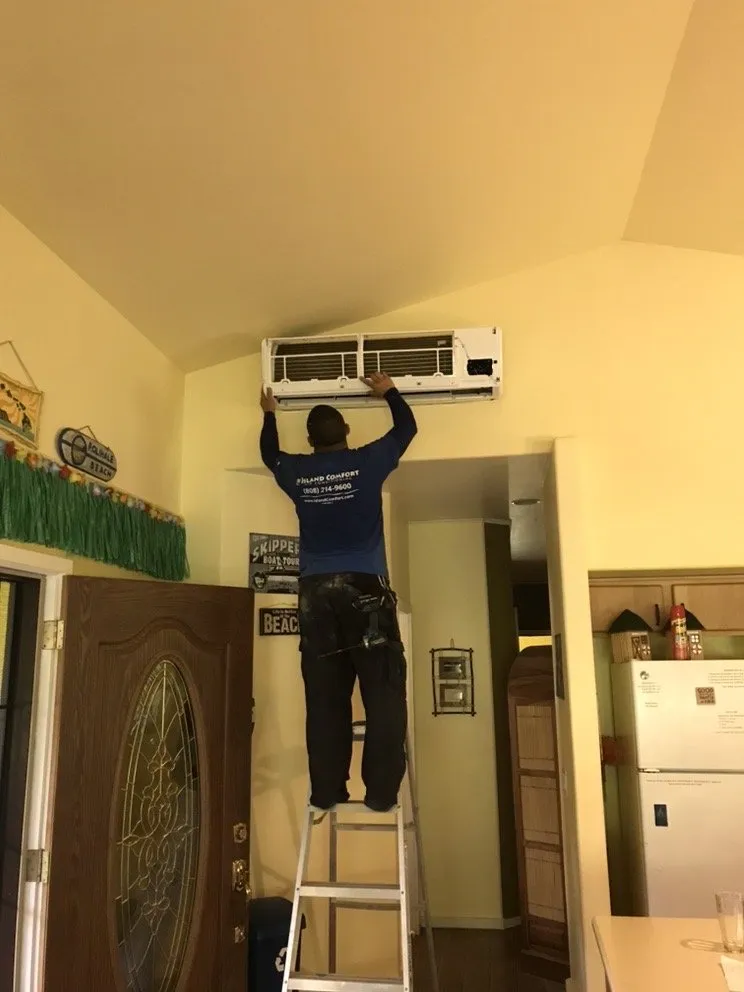 Slide of Island Comfort