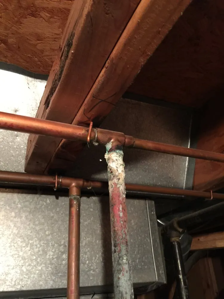 Slide of Issa Heating & Cooling & Plumbing