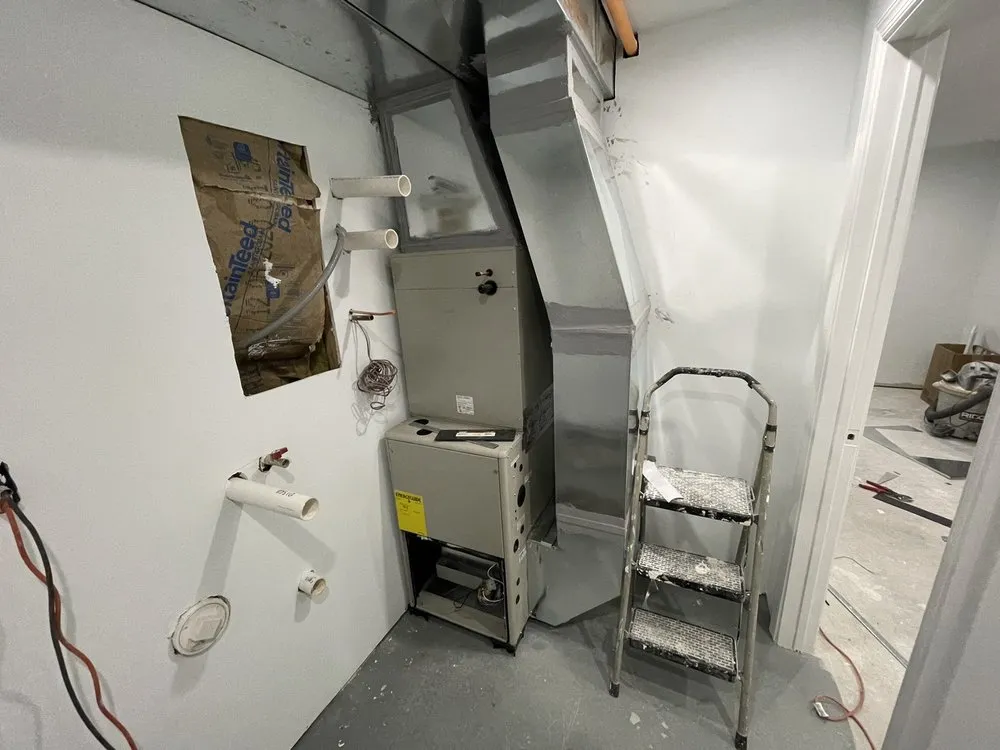 Slide of I&V Consulting