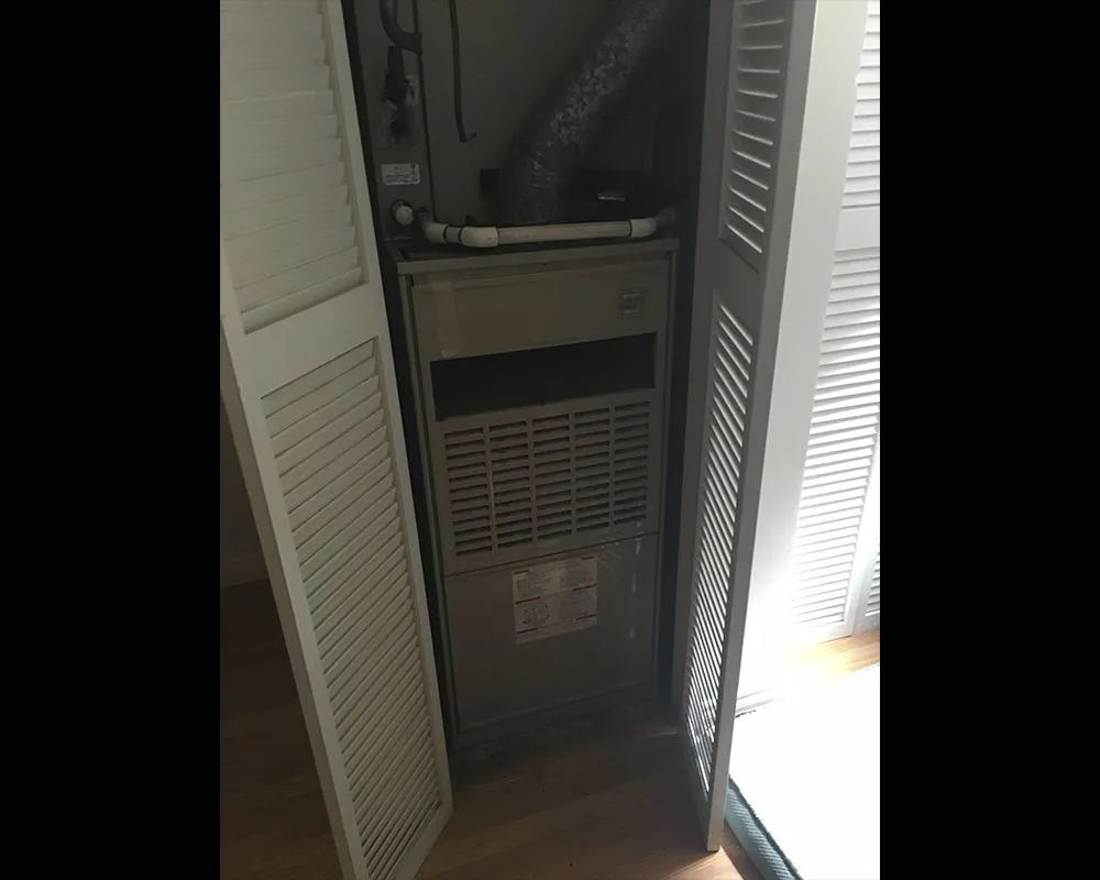 Slide of IV Master A/C