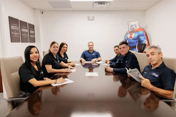 Ivannova Air Conditioning Logo