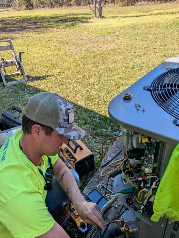 Slide of Ivey's Air Condition And Refrigeration