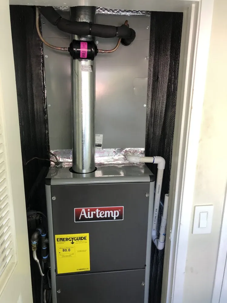 Slide of Iwai Cooling & Heating