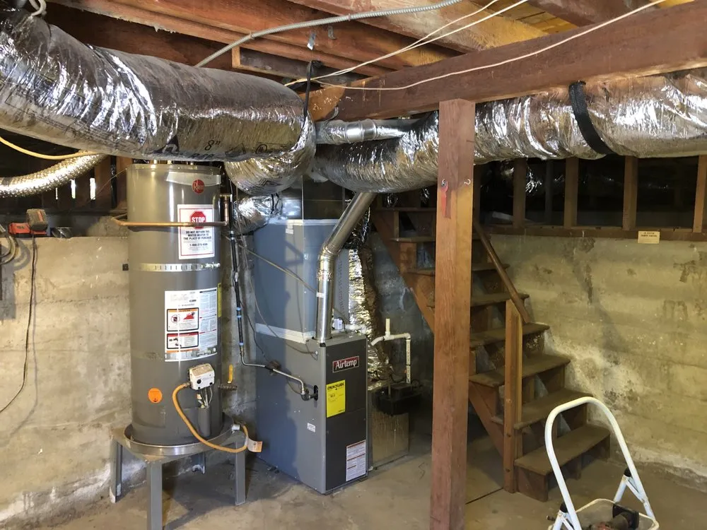 Slide of Iwai Cooling & Heating