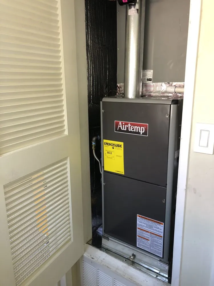 Slide of Iwai Cooling & Heating