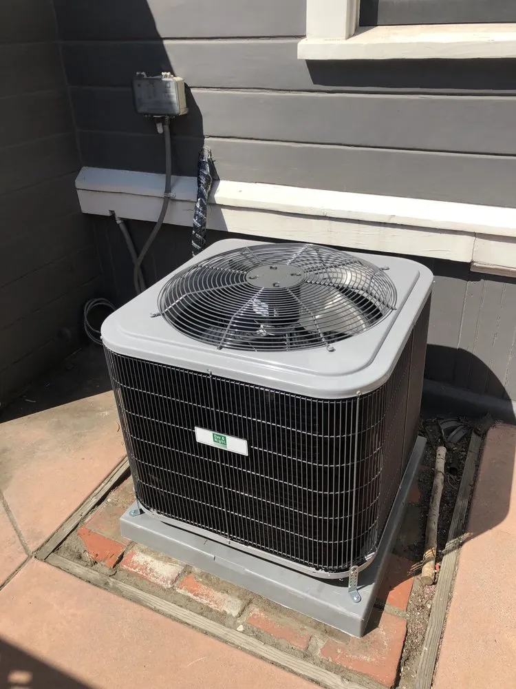 Slide of Iwai Cooling & Heating