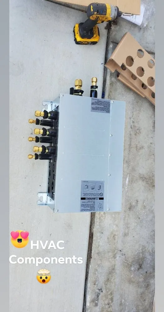 Slide of Izzy Heating & Air Conditioning