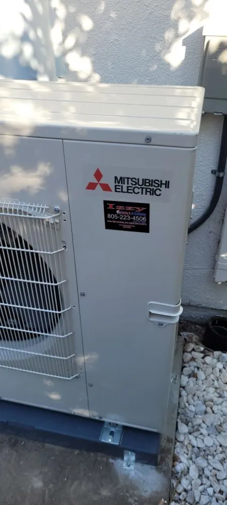 Slide of Izzy Heating & Air Conditioning