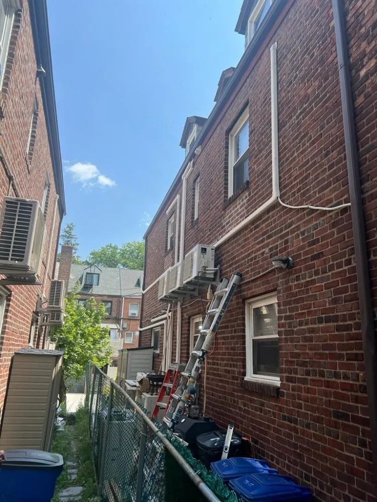 Slide of J & E Air Conditioner