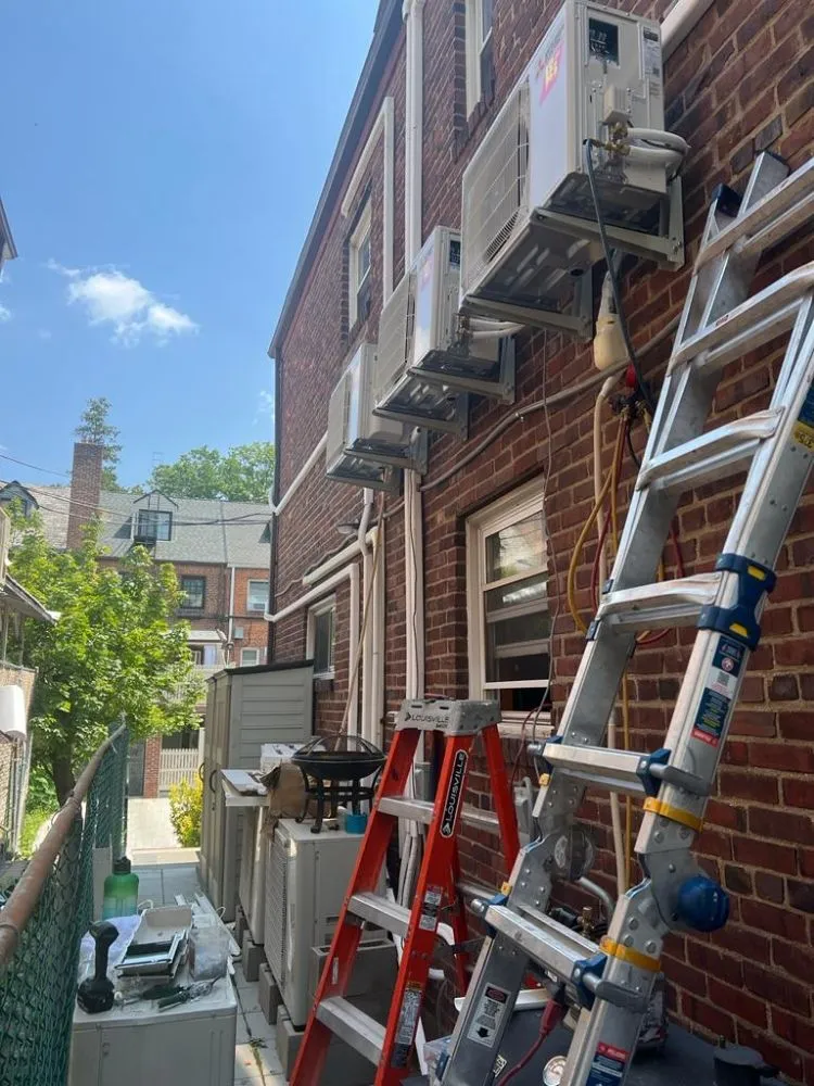 Slide of J & E Air Conditioner