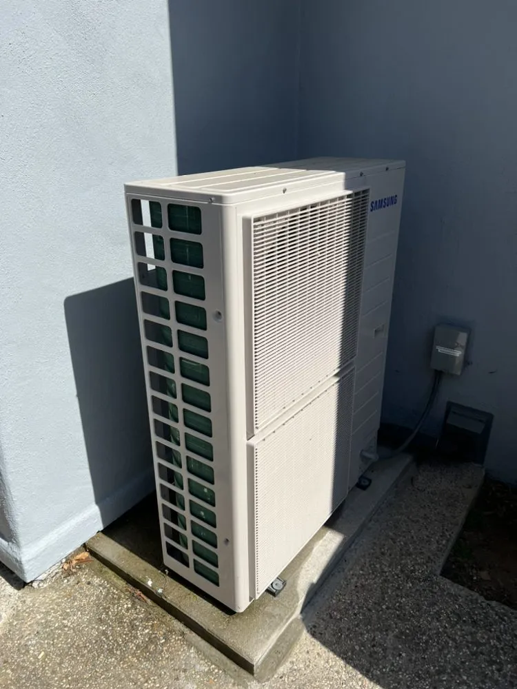 Slide of J & J's Heating and Air Conditioning