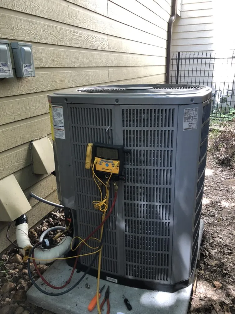 Slide of J & V Air Conditioning