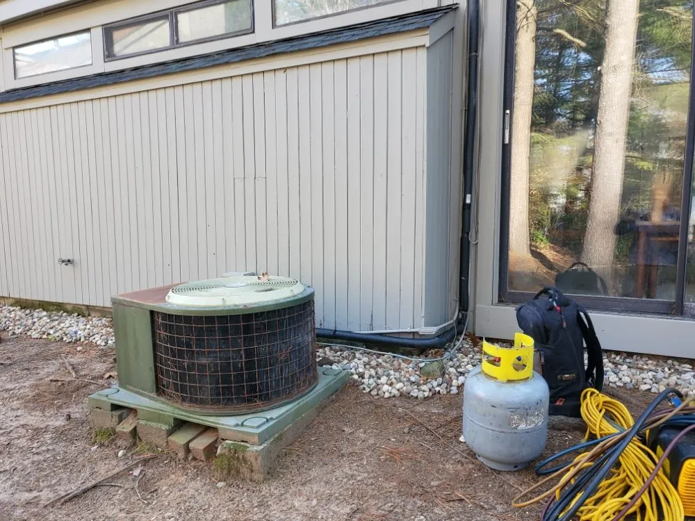 Slide of J M Curtis Energy Solutions