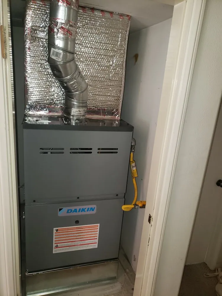 Slide of J &S Air Conditioning