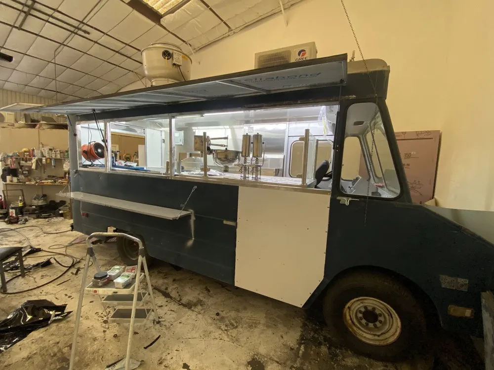 Slide of Jana Food Truk Services