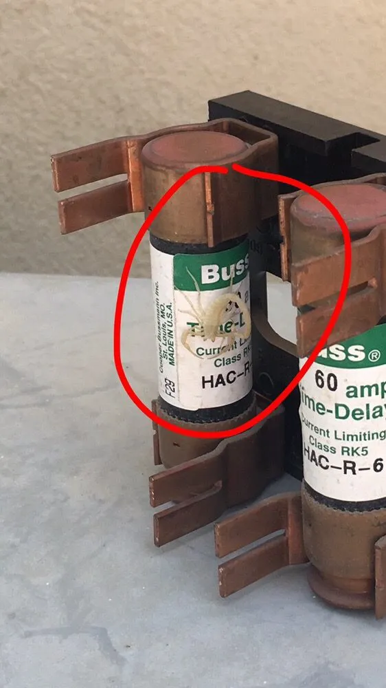 Slide of Javi Air Conditioning