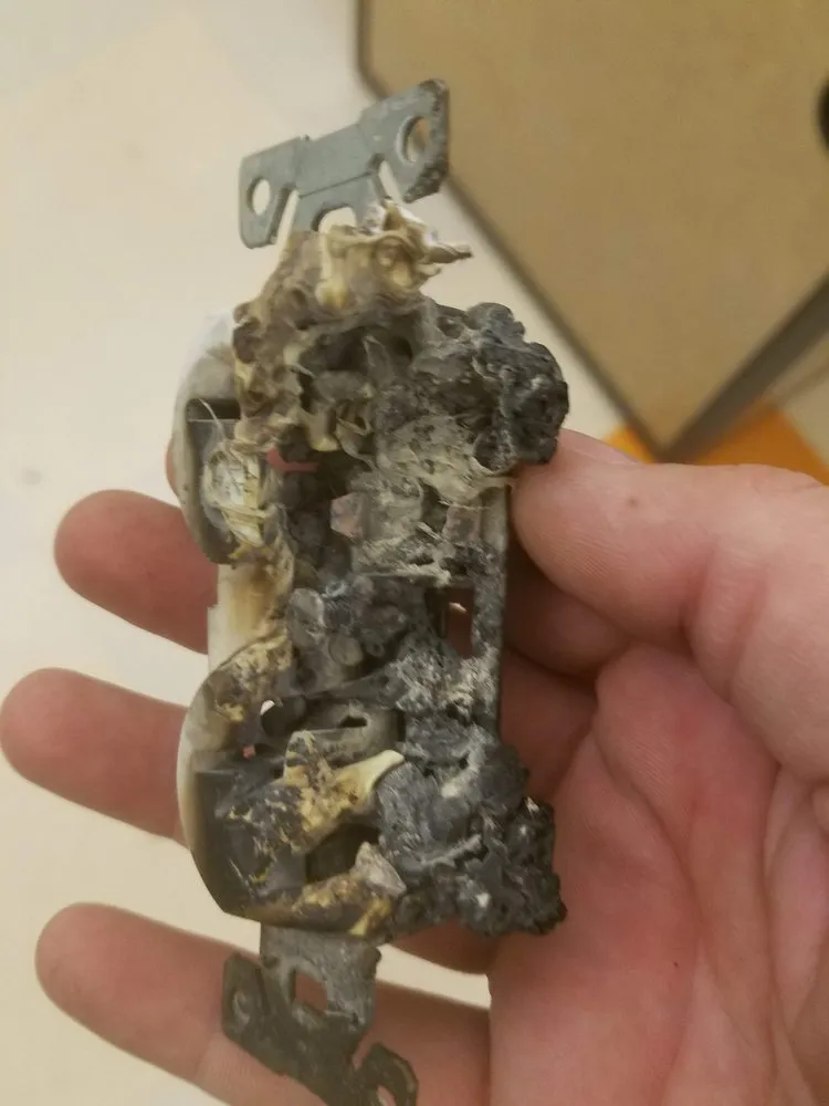 Slide of Jaxelectric