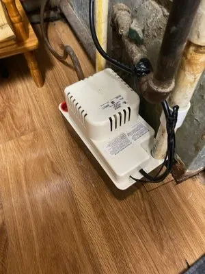 Jay's Heating & Cooling Logo