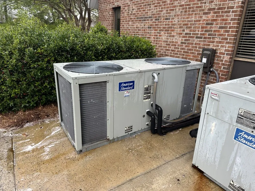 Slide of Jayy’s HVAC Maintenance