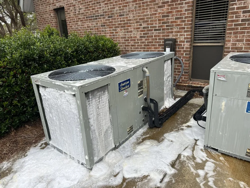 Slide of Jayy’s HVAC Maintenance
