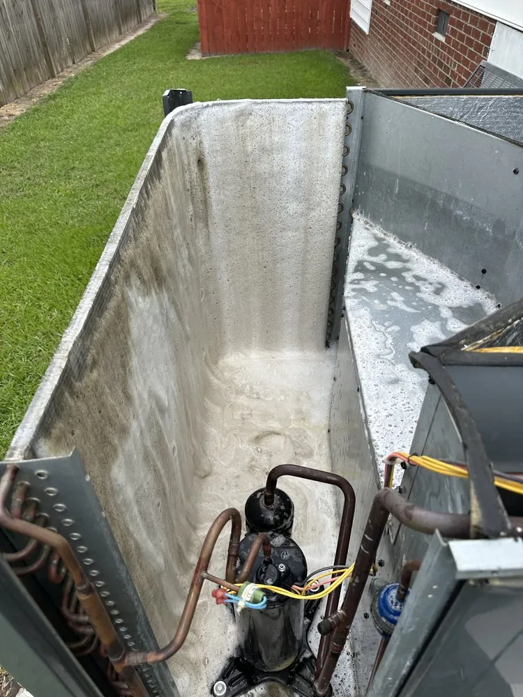 Slide of Jayy’s HVAC Maintenance