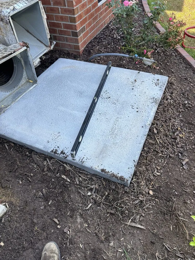 Slide of Jayy’s HVAC Maintenance