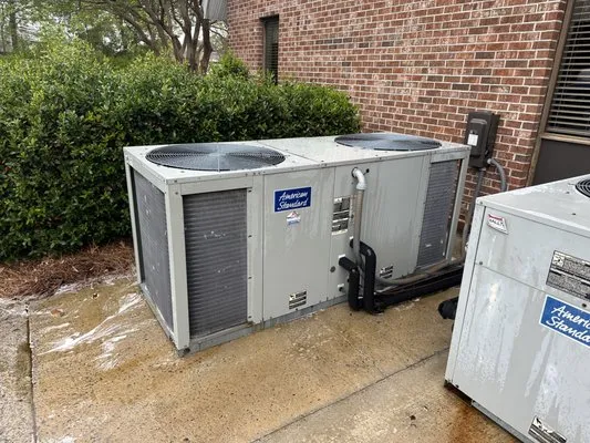 Jayy’s HVAC Maintenance Logo