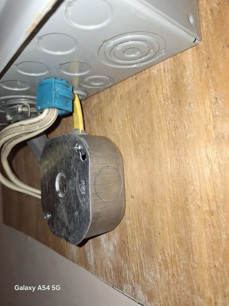 Slide of JC Solucions