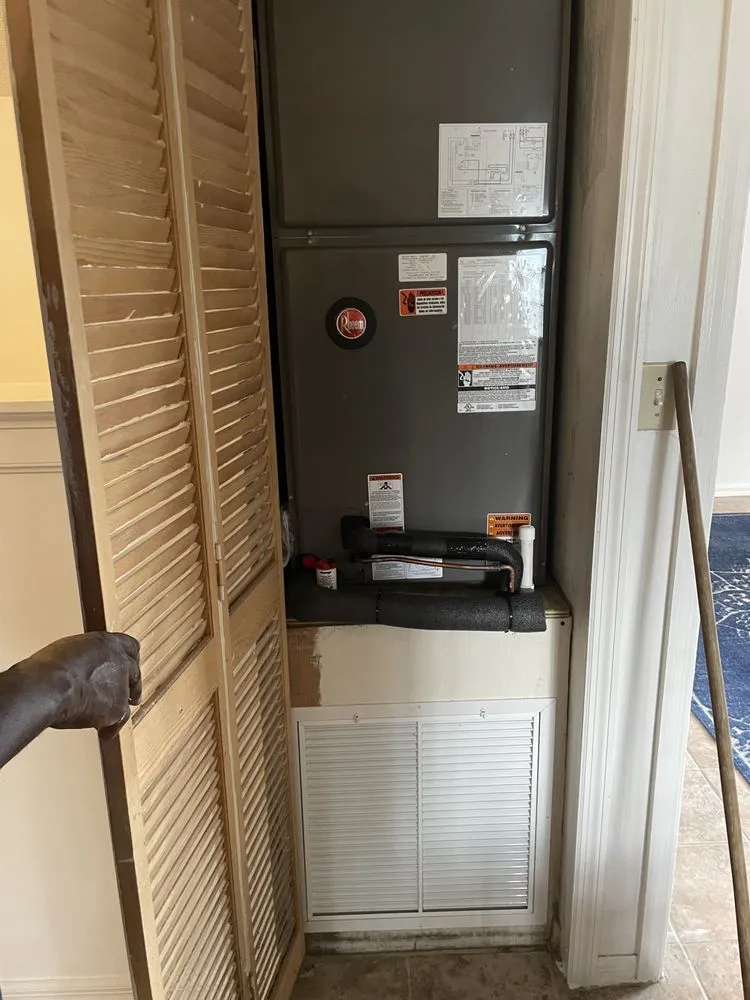 Slide of J&D Air Conditioning Multiservices