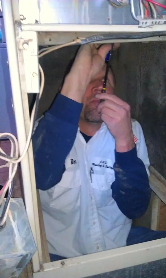 Slide of J&D Heating Cooling & Water