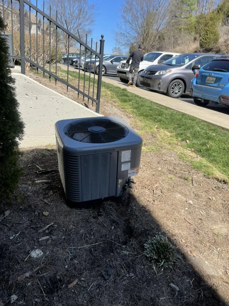 Slide of J&D Maintenance Repairs