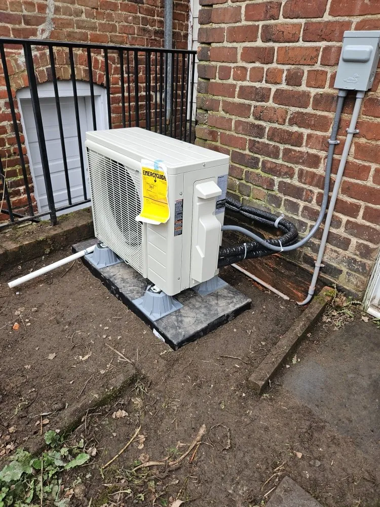 Slide of J&E Heating & Air Conditioning