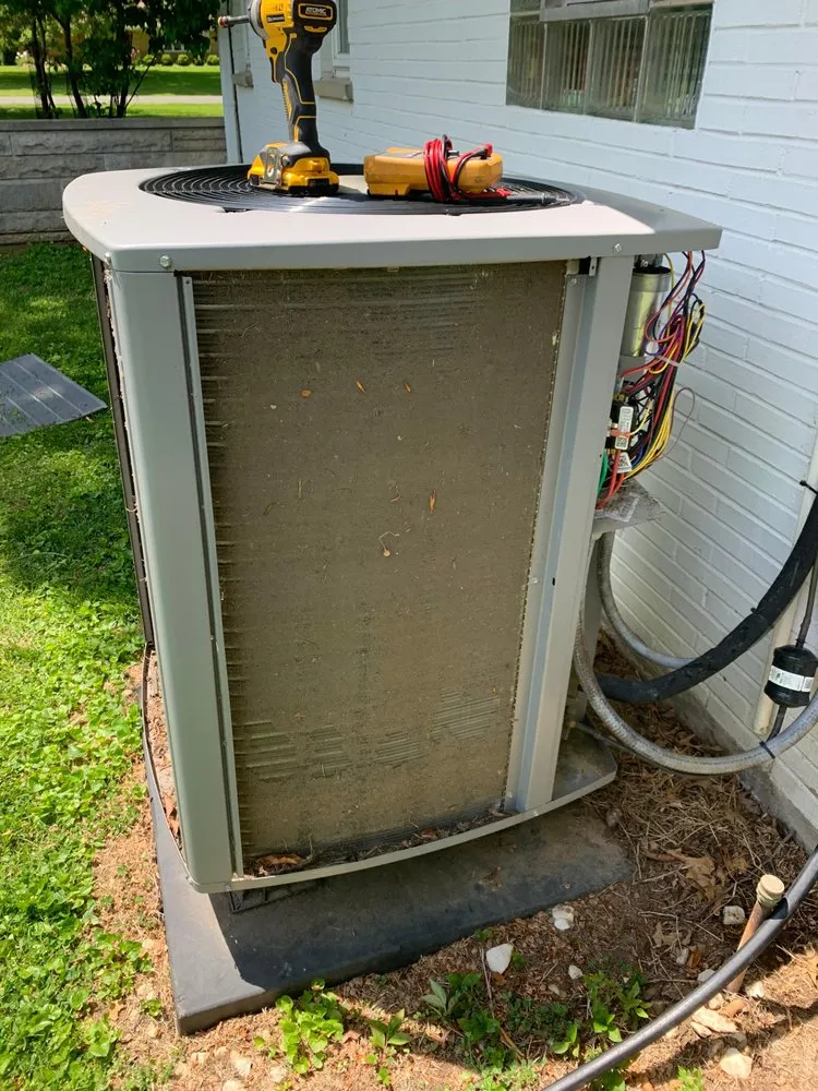 Slide of JE Heating & Cooling