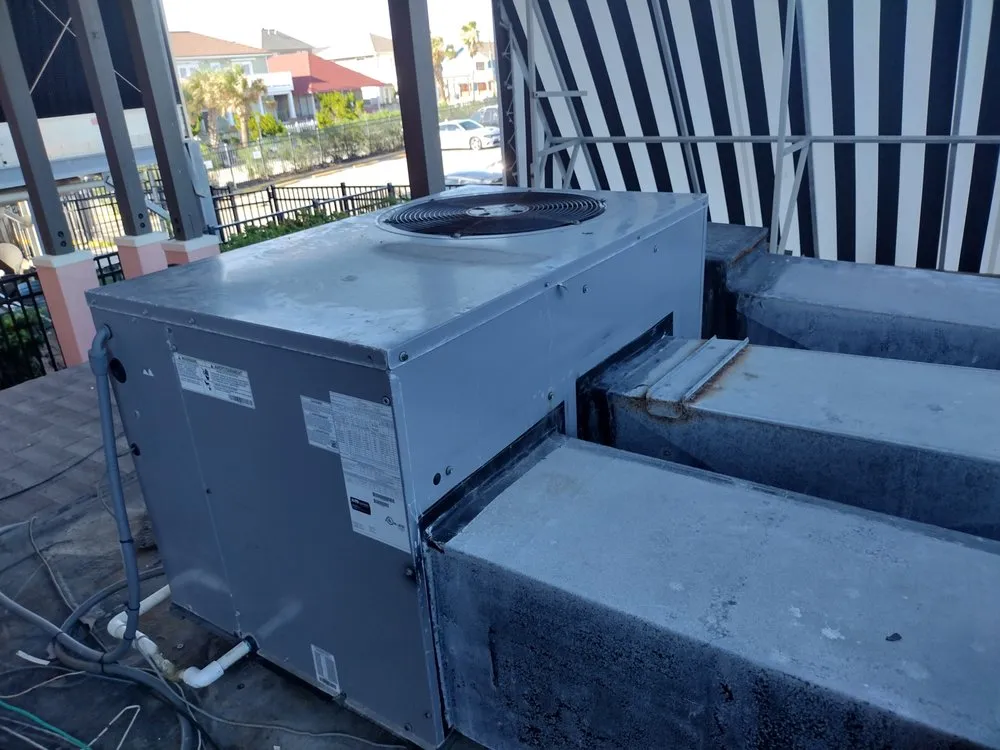 Slide of JE Maintenance and Service