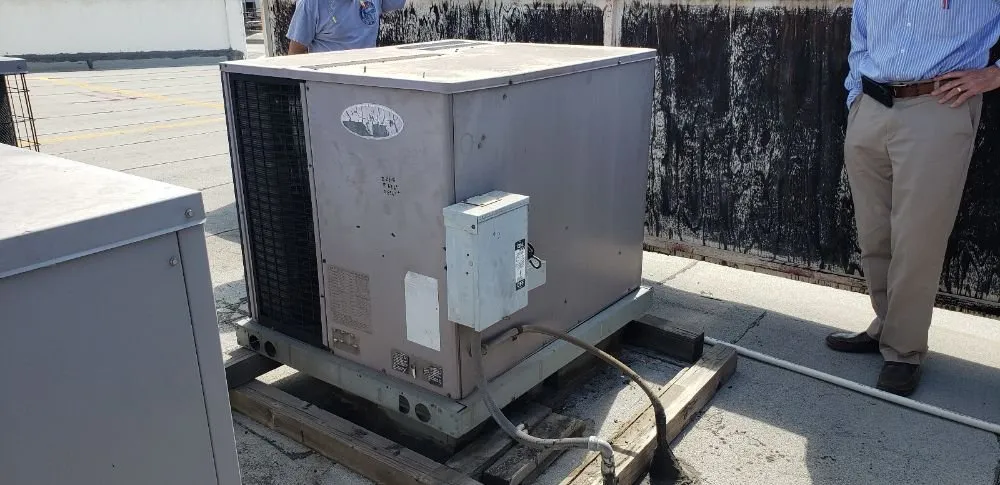 Slide of Jerry's Heating & Air