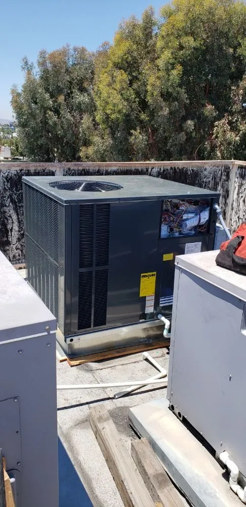 Slide of Jerry's Heating & Air