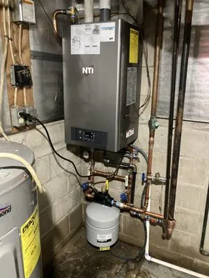 Jer's Appliance & Refrigeration Repair Logo