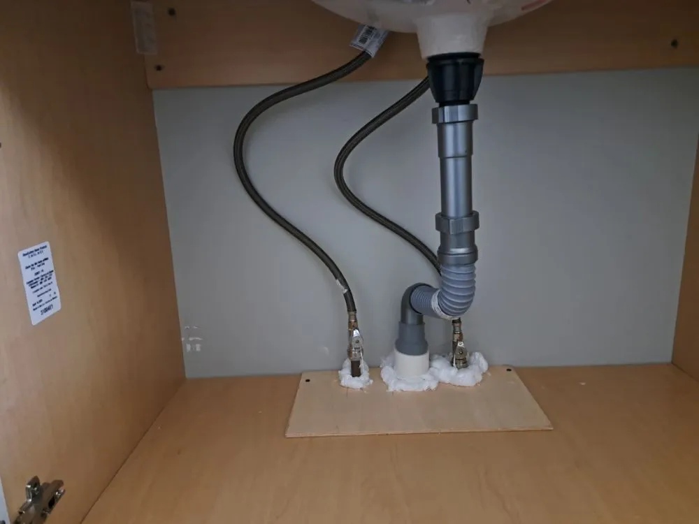 Slide of Je'Wat Industries