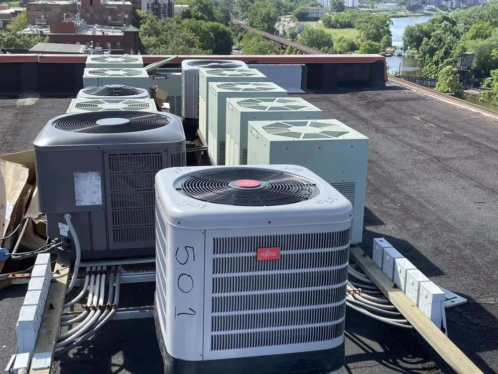 Slide of JHD Construction