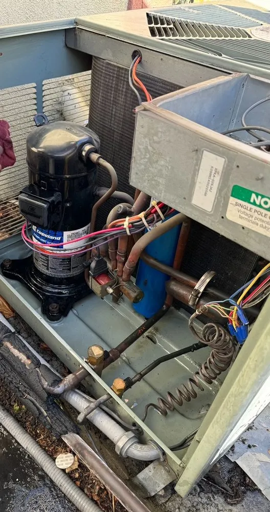 Slide of Jhonny Tech Heating & Cooling Services