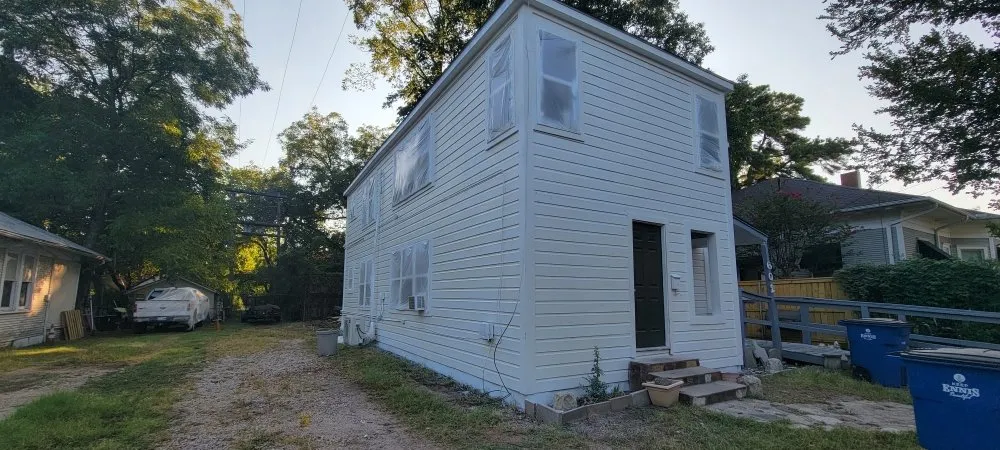 Slide of JI Handyman & Remodeling