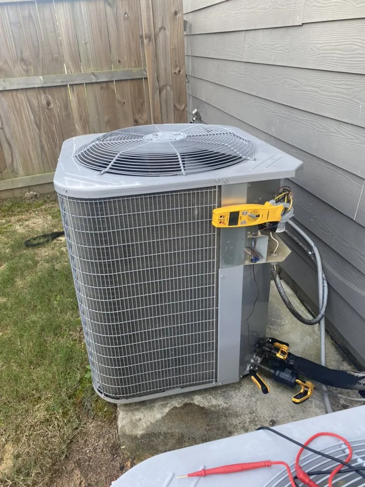 Slide of J&J Air Conditioning