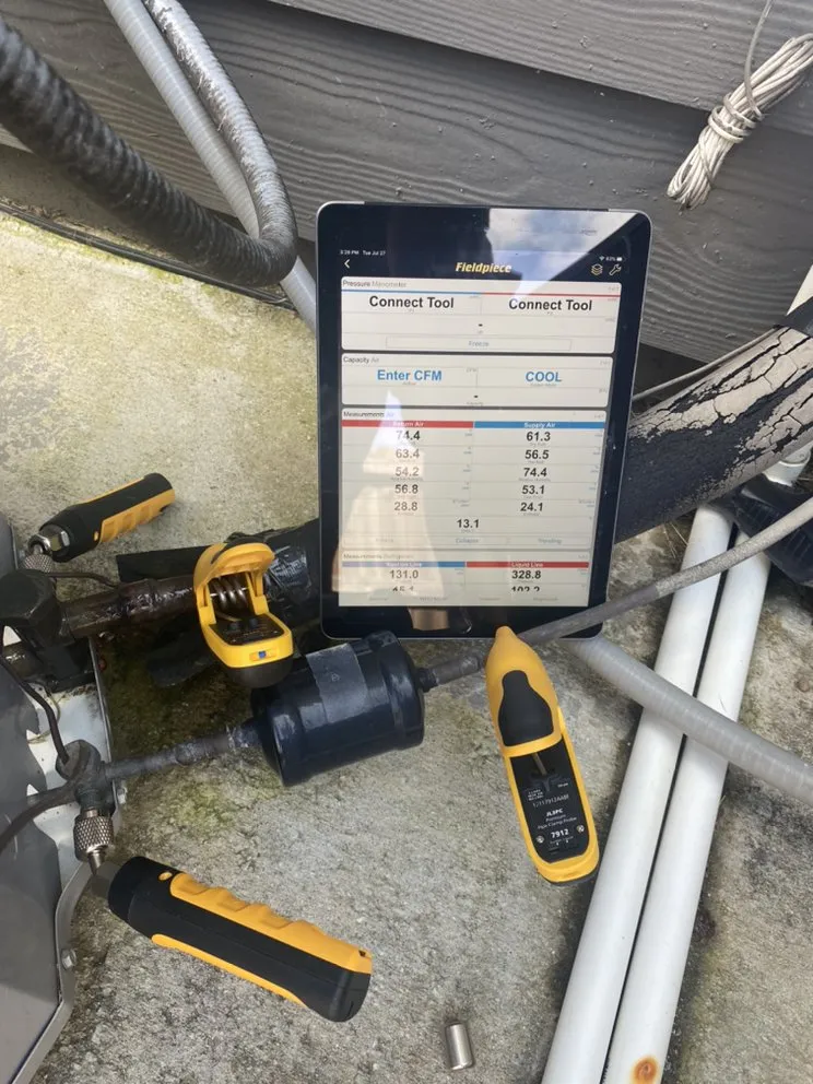 Slide of J&J Air Conditioning