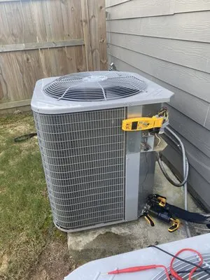 J&J Air Conditioning Logo