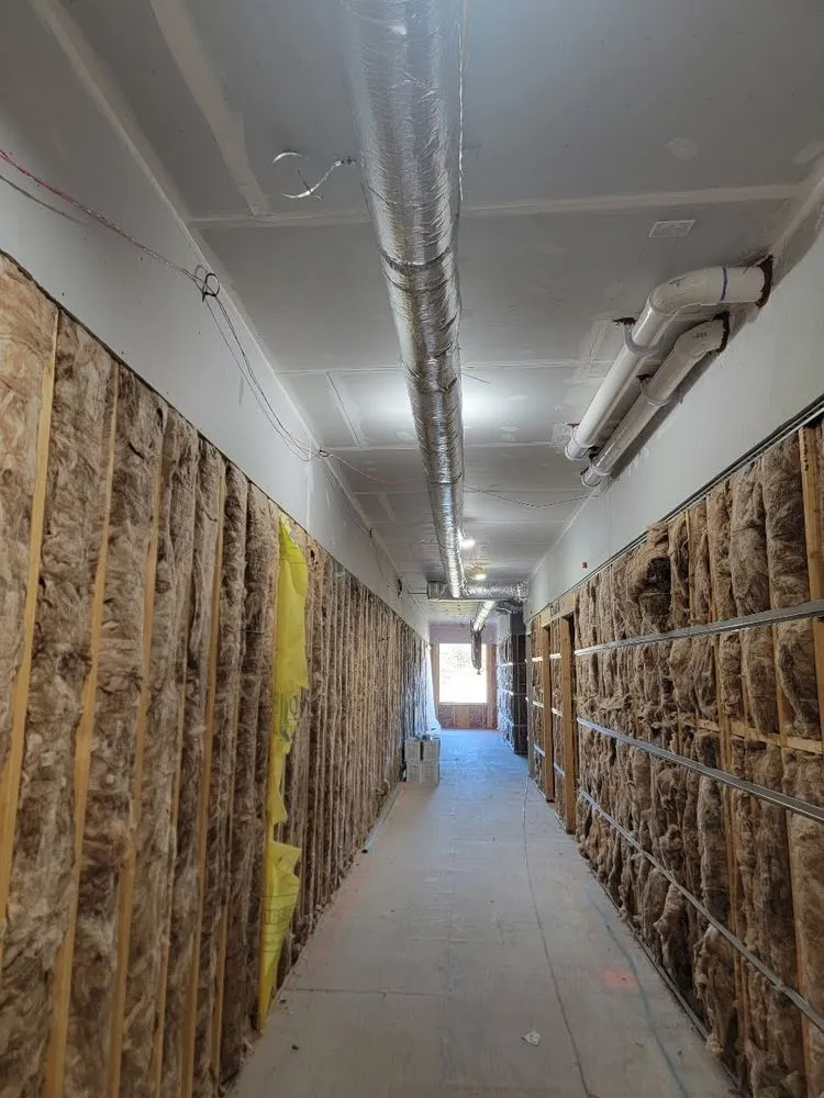 Slide of JJ Air Conditioning