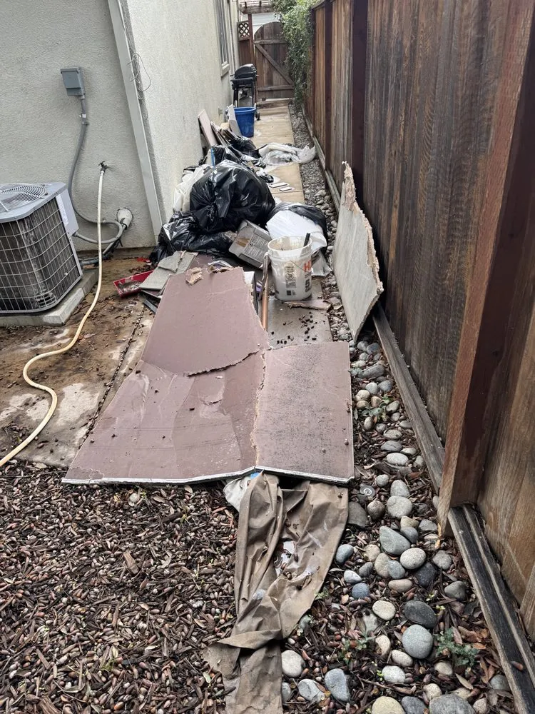 Slide of J&J Handyman